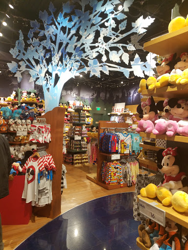 Toy Store «Disney Store», reviews and photos, 500 W Farms Mall, Farmington, CT 06032, USA