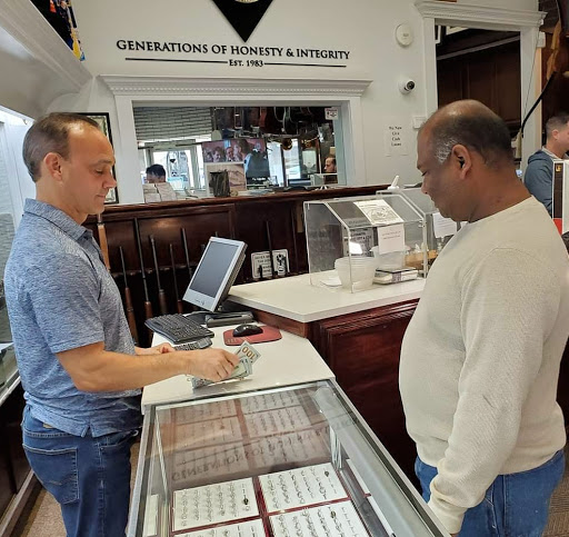 Pawn Shop «Budget Buy & Sell», reviews and photos, 2 E Main St, Patchogue, NY 11772, USA