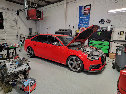 Auto Repair Shop «Vintage Auto», reviews and photos, 605 Pine Knoll Dr, Greenville, SC 29609, USA