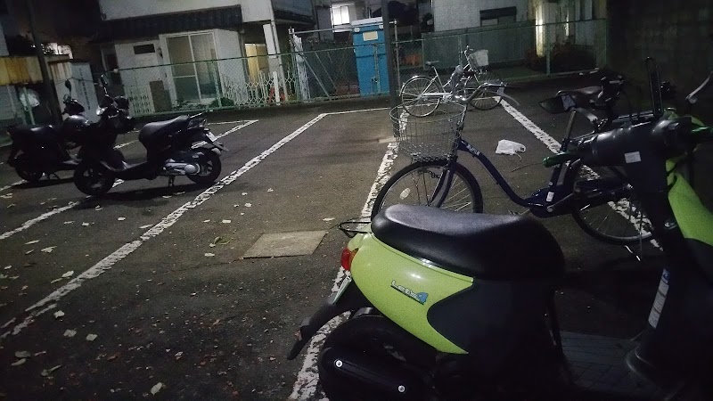小川駅東自転車駐車場