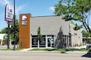 Taco Bell image