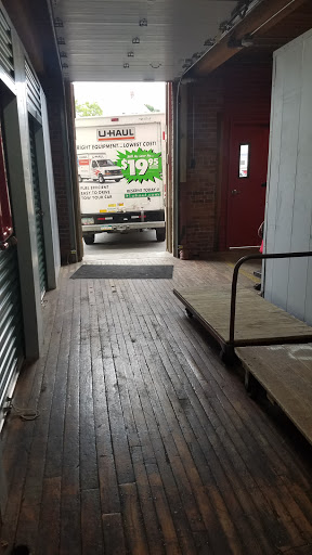 Self-Storage Facility «CubeSmart Self Storage», reviews and photos, 15 Hale St, Haverhill, MA 01830, USA