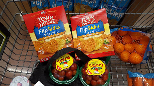 Grocery Outlet image