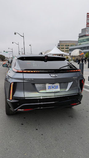 Cadillac Dealer «Lockhart Cadillac», reviews and photos, 9265 E 126th St, Fishers, IN 46038, USA