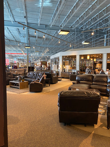 Furniture Store «The Furniture Mart - Shakopee», reviews and photos, 4270 12th Ave E, Shakopee, MN 55379, USA