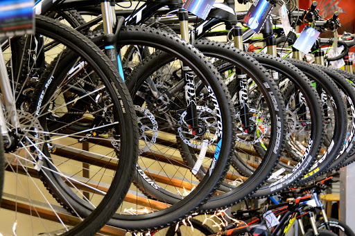 Bicycle Store «Breakaway Bikes», reviews and photos, 4235 Montgomery Dr, Santa Rosa, CA 95405, USA