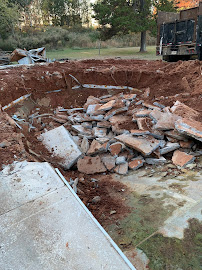 Hallas Landscapes - Photo 4 - Car repair in , Mauldin