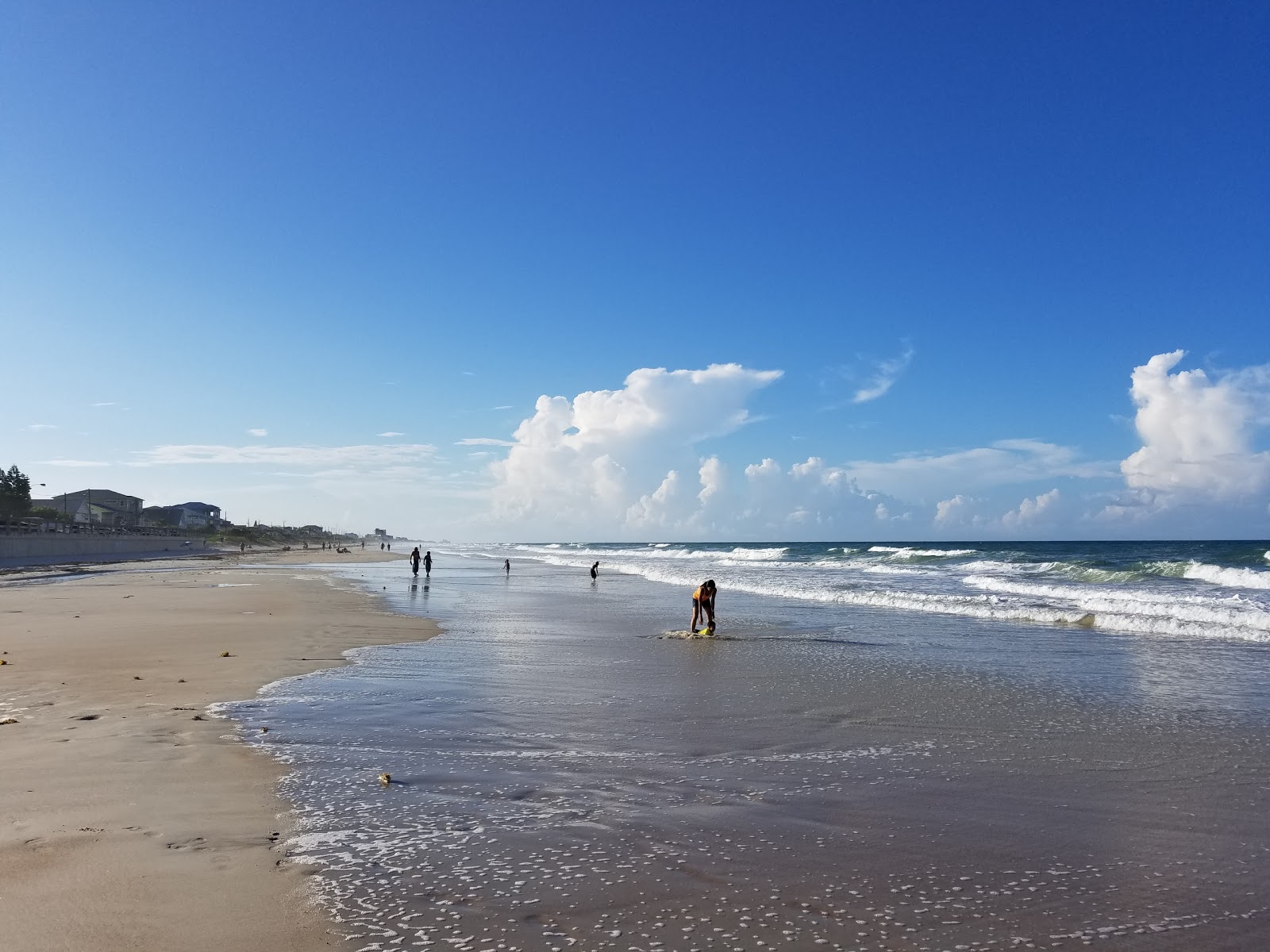 Foto von Mary M. Bethune beach Park mit lange, gerade küste