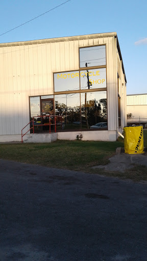 Motorcycle Dealer «C C Riders», reviews and photos, 3330 Atlantic Ave, Lakeland, FL 33803, USA