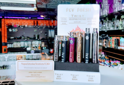 Tobacco Shop «18 Plus Vape & Shop», reviews and photos, 4037 Broadway, Kansas City, MO 64111, USA