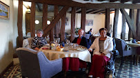 Atmosphère du Restaurant français la Croix Blanche Loir et Cher à Veuzain-sur-Loire - n°7