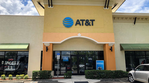 AT&T, 1500 Oakley Seaver Dr Suite 1, Clermont, FL 34711, USA, 