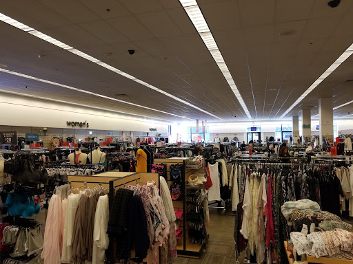 Department Store «Nordstrom Rack Downtown San Francisco», reviews and photos, 555 9th St, San Francisco, CA 94103, USA