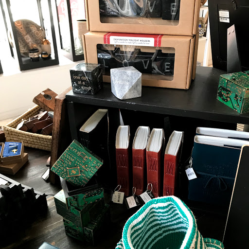 Gift Shop «Ten Thousand Villages», reviews and photos, 1122 Walnut St, Philadelphia, PA 19107, USA