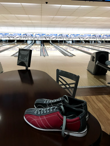 Bowling Alley «Wickliffe Lanes», reviews and photos, 30315 Euclid Ave, Wickliffe, OH 44092, USA