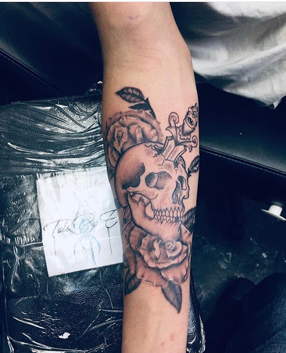 Explore mom and daughter tattoos ideas, creative tattoo ideas in Longview, available at Pale Horse Tattoo & Piercing