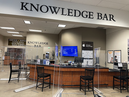 Micro Center Knowledge Bar
