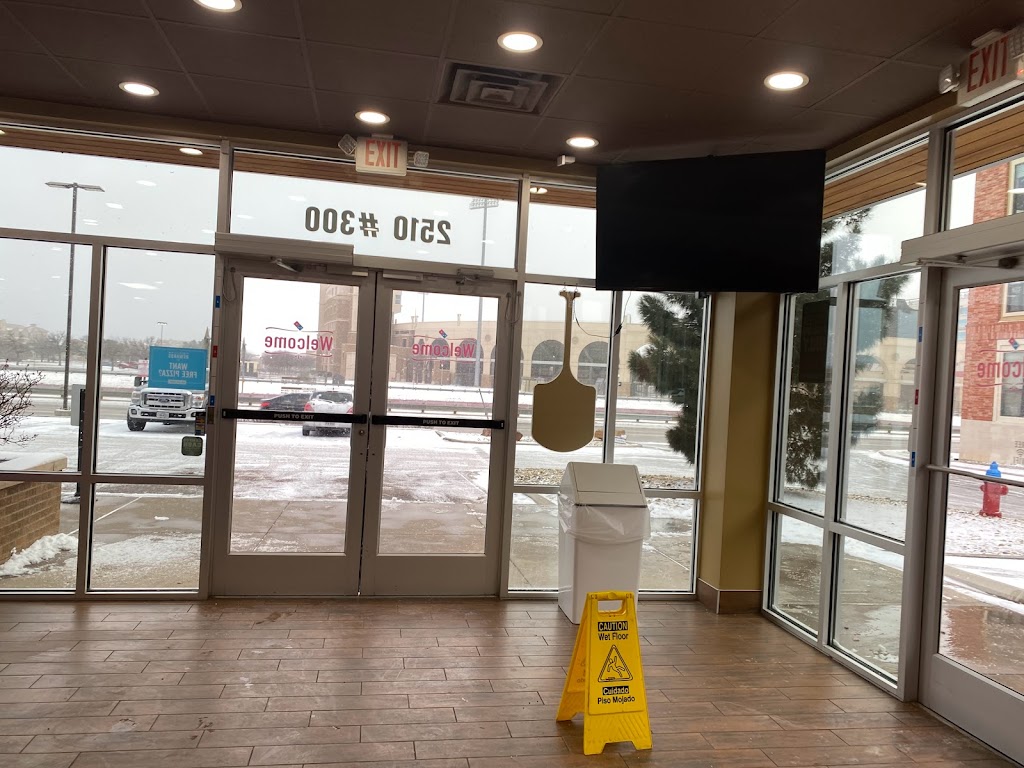 Domino's Pizza 79415