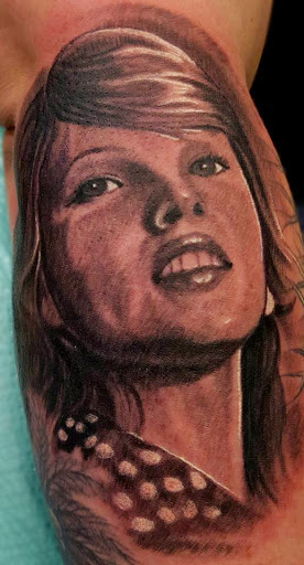 Tattoo Shop «Black Star Tattoo», reviews and photos, 533 Broad Ave, Belle Vernon, PA 15012, USA