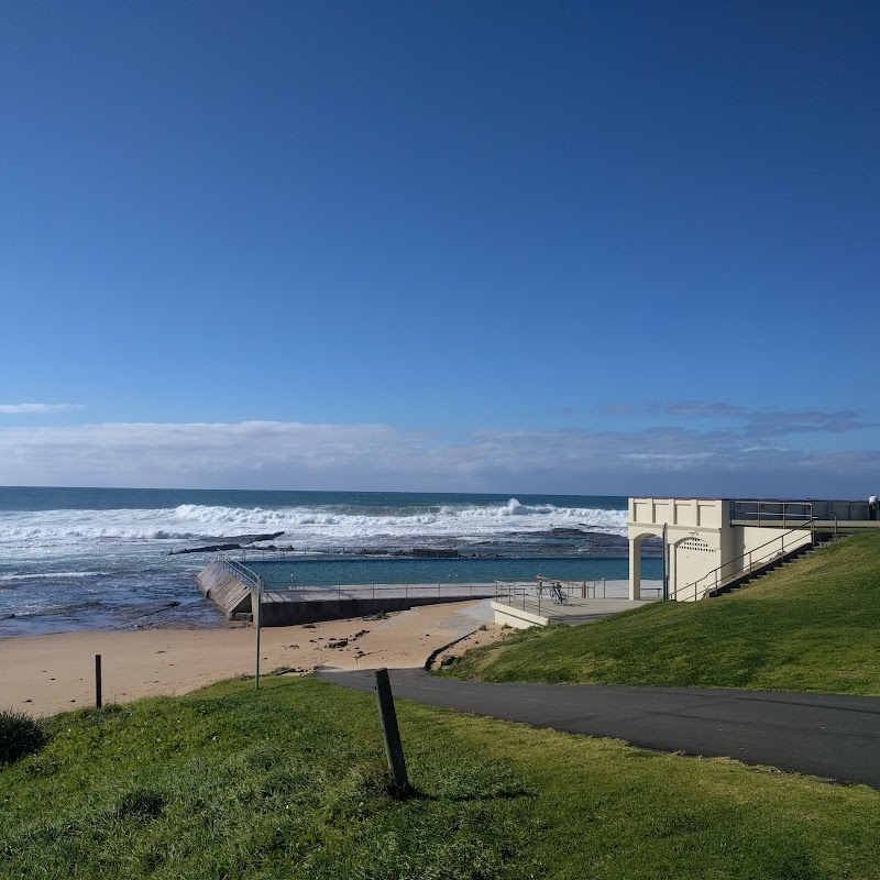 Woonona Rock Pool