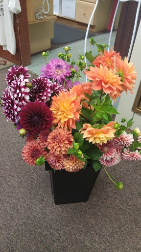 Florist «Fortin Gage Flowers & Gifts», reviews and photos, 86 W Pearl St, Nashua, NH 03060, USA