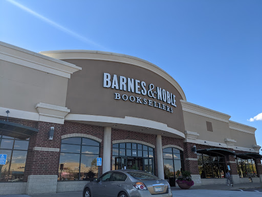 Barnes & Noble, 828 County Rd 42 W, Burnsville, MN 55337, USA, 