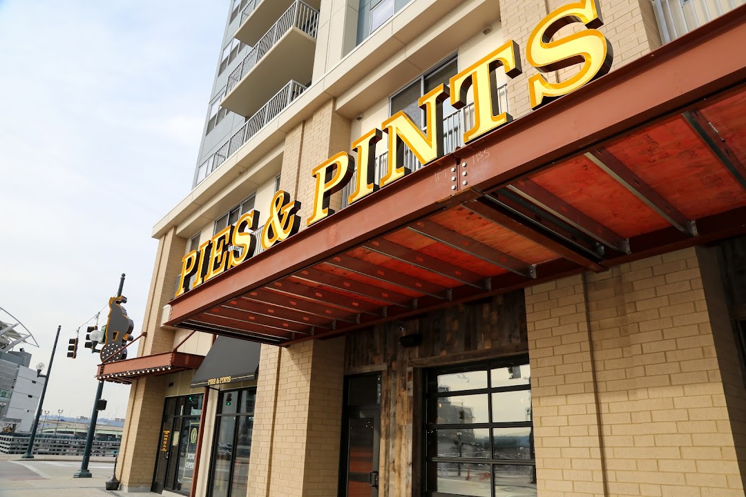 Pies & Pints - Cincinnati, OH (The Banks)