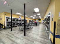 Happy Bubbles Laundromat - Photo 7 - Car repair in Clearwater, FL, St. Petersburg