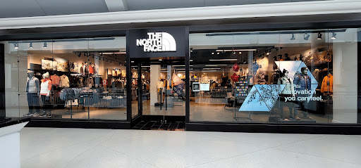 Clothing Store «The North Face», reviews and photos, 825 Dulaney Valley Rd Ste #2045, Towson, MD 21204, USA