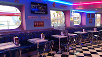 Atmosphère du Restaurant américain Memphis - Restaurant Diner à Fréjus - n°19