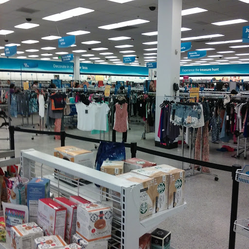 Department Store «Marshalls», reviews and photos, 741 W 2nd St, San Bernardino, CA 92410, USA