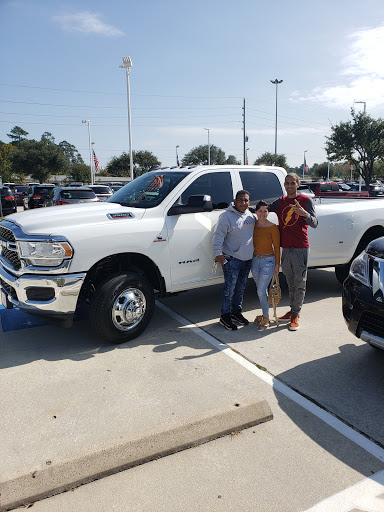 Car Dealer «Texan Dodge Chrysler Jeep Ram», reviews and photos, 18555 Eastex Freeway Service Rd, Humble, TX 77338, USA