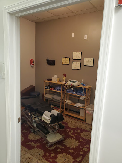Fox Chiropractic Center - Chiropractor in Geneva Illinois