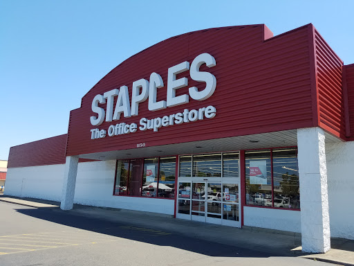 Office Supply Store «Staples», reviews and photos, 1150 NE Highway 99 West, McMinnville, OR 97128, USA