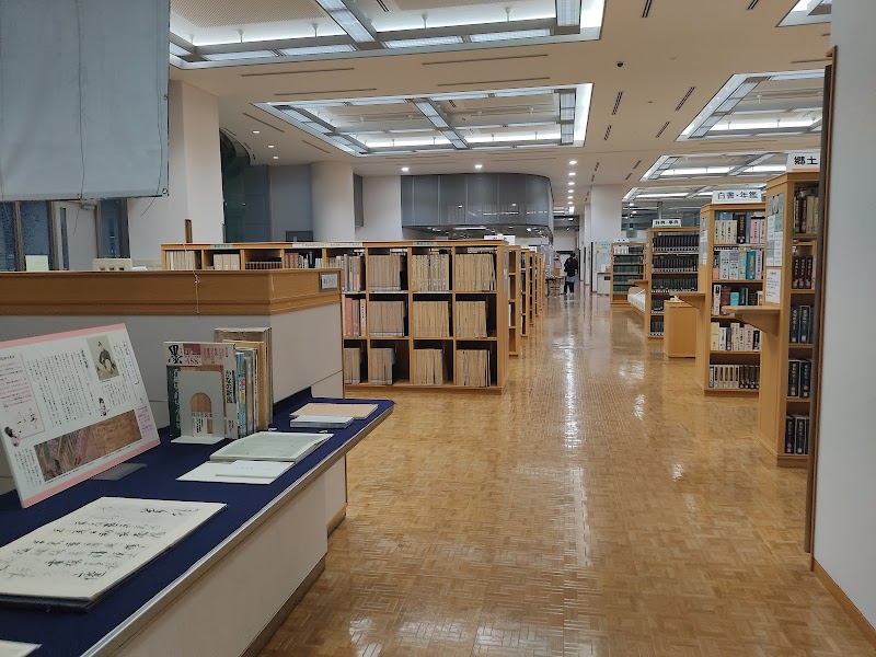 春日井市図書館