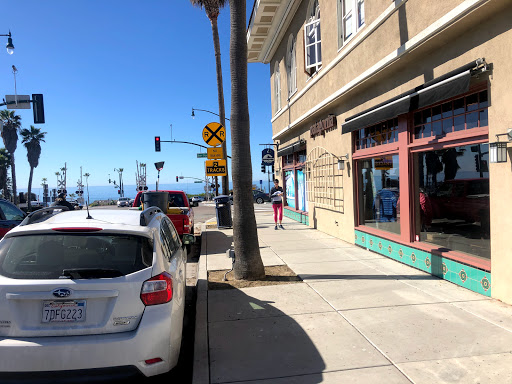 Clothing Store «Patagonia Cardiff-by-The-Sea», reviews and photos, 2185 San Elijo Ave, Cardiff, CA 92007, USA