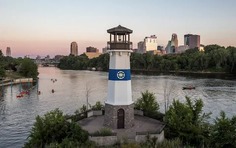 Boom Island Lighthouse image