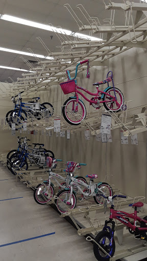 Sporting Goods Store «Academy Sports + Outdoors», reviews and photos, 7513 N Interstate Hwy 35, Austin, TX 78752, USA