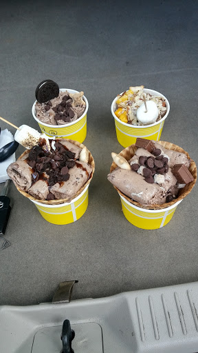 Ice Cream Shop «Icesmile Tampa», reviews and photos, 1512 E Fowler Ave, Tampa, FL 33612, USA