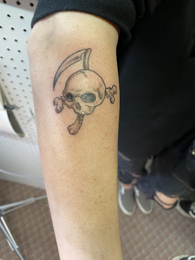 Explore small wave tattoo ideas, creative tattoo ideas in Orland, available at K1LL3R ARTW0RK