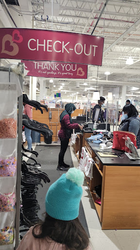 Clothing Store «Burlington Coat Factory», reviews and photos, 6200 Greenbelt Rd, Greenbelt, MD 20770, USA
