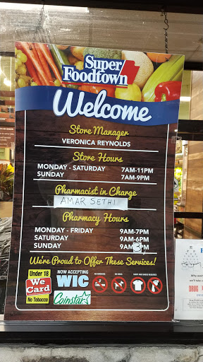 Grocery Store «Super Foodtown of Croton-on-Hudson», reviews and photos, 2005 Albany Post Rd, Croton-On-Hudson, NY 10520, USA