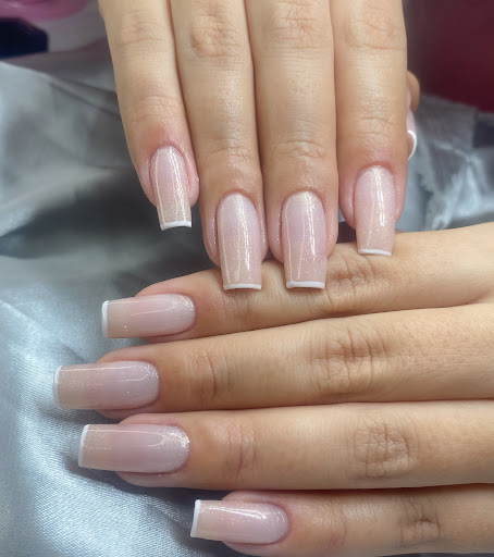 Logo da empresa - Studio Nathalia Ferreira Nail Designer