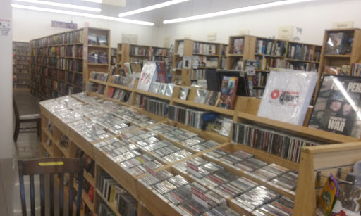 Book Store «Half Price Books», reviews and photos, 8107 E. Broad St., Reynoldsburg, OH 43068, USA