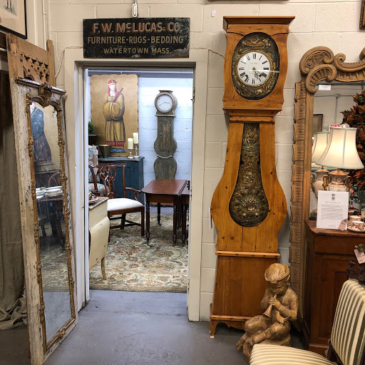 Antique Store «Baileywyck Antiques of Middleburg», reviews and photos, 21197 St Louis Rd, Middleburg, VA 20117, USA