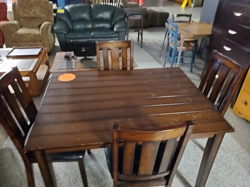 Thrift Store «Peninsula Rescue Mission Thrift Store», reviews and photos, 6200 Jefferson Ave, Newport News, VA 23605, USA