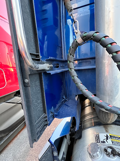 Truck Wash «Carefree Truck Wash», reviews and photos, 5900 S Opportunity Ave, Leavenworth, IN 47137, USA