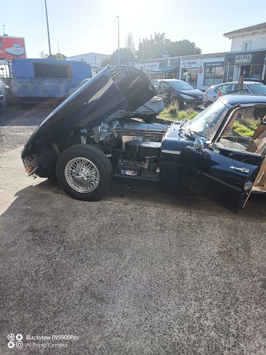 Photo 2 - Piecesetpneus Rochefort