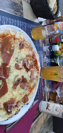 Pizza du Restaurant Le Picotin à Murol - n°13