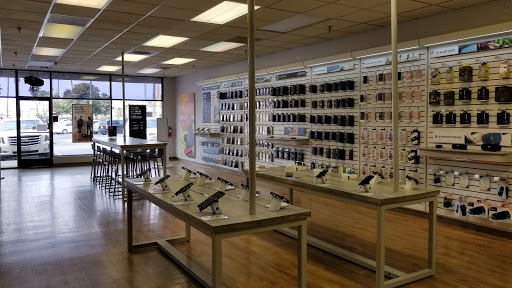 Cell Phone Store «Verizon Premium Retailer - Phone & Wireless», reviews and photos, 571 5 Cities Dr, Pismo Beach, CA 93449, USA
